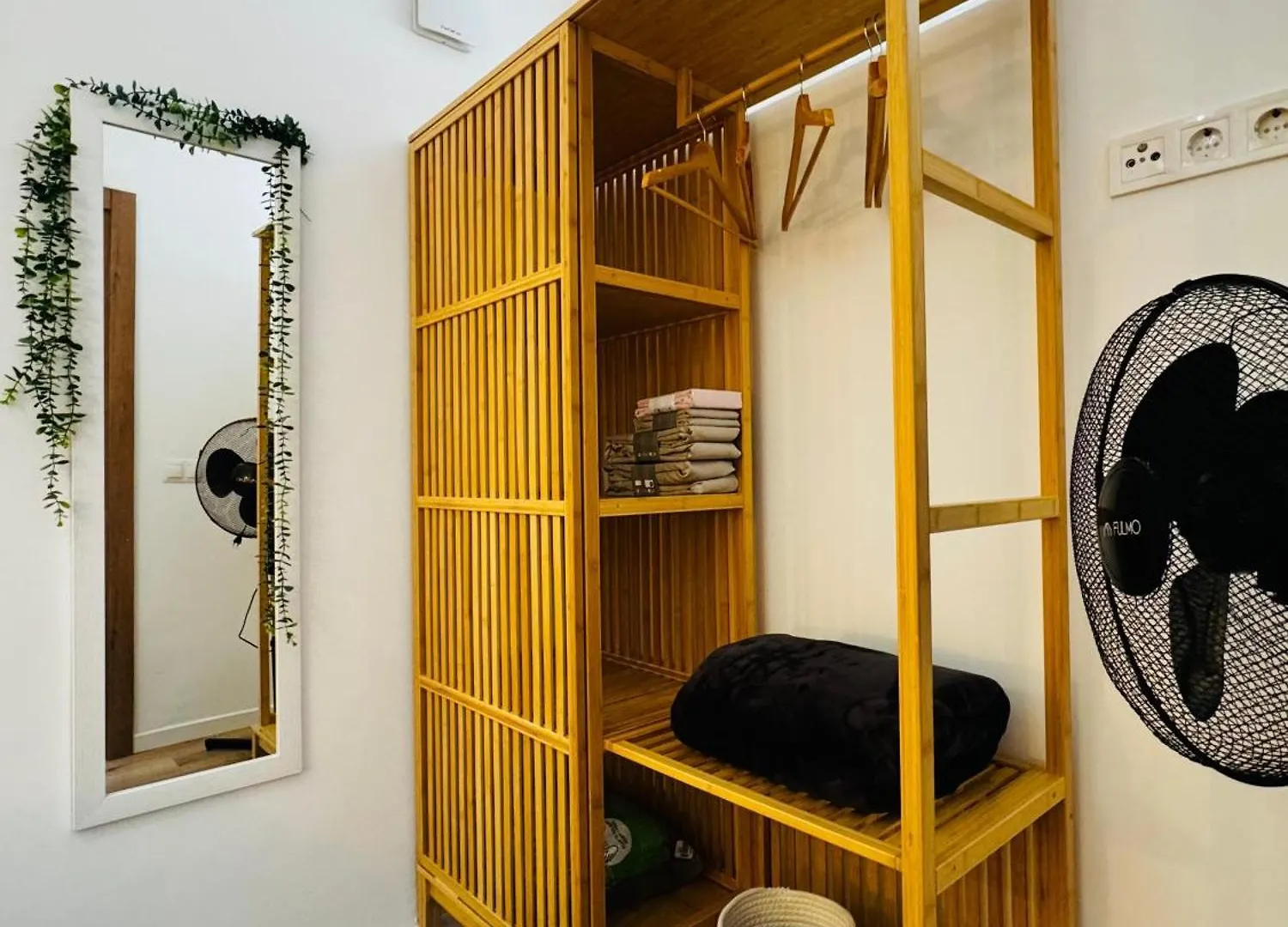 Апартаменты Apartamento 1 Dormitorio Happy Sun Бенальмадена